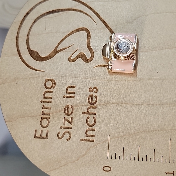 Camera Stud Earrings, S925 - Picture 4 of 6